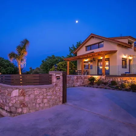 Magical Villa Sálakos